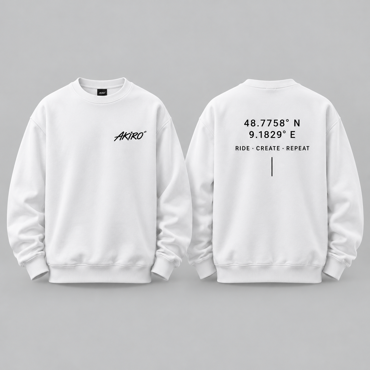 AKIRO – Script Small Oversized Sweatshirt