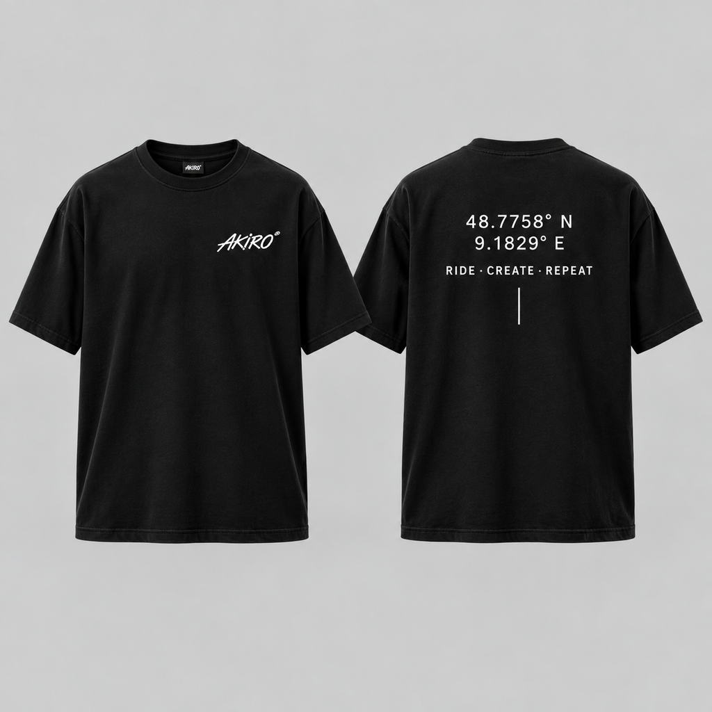 AKIRO – Script Small Oversized T-Shirt